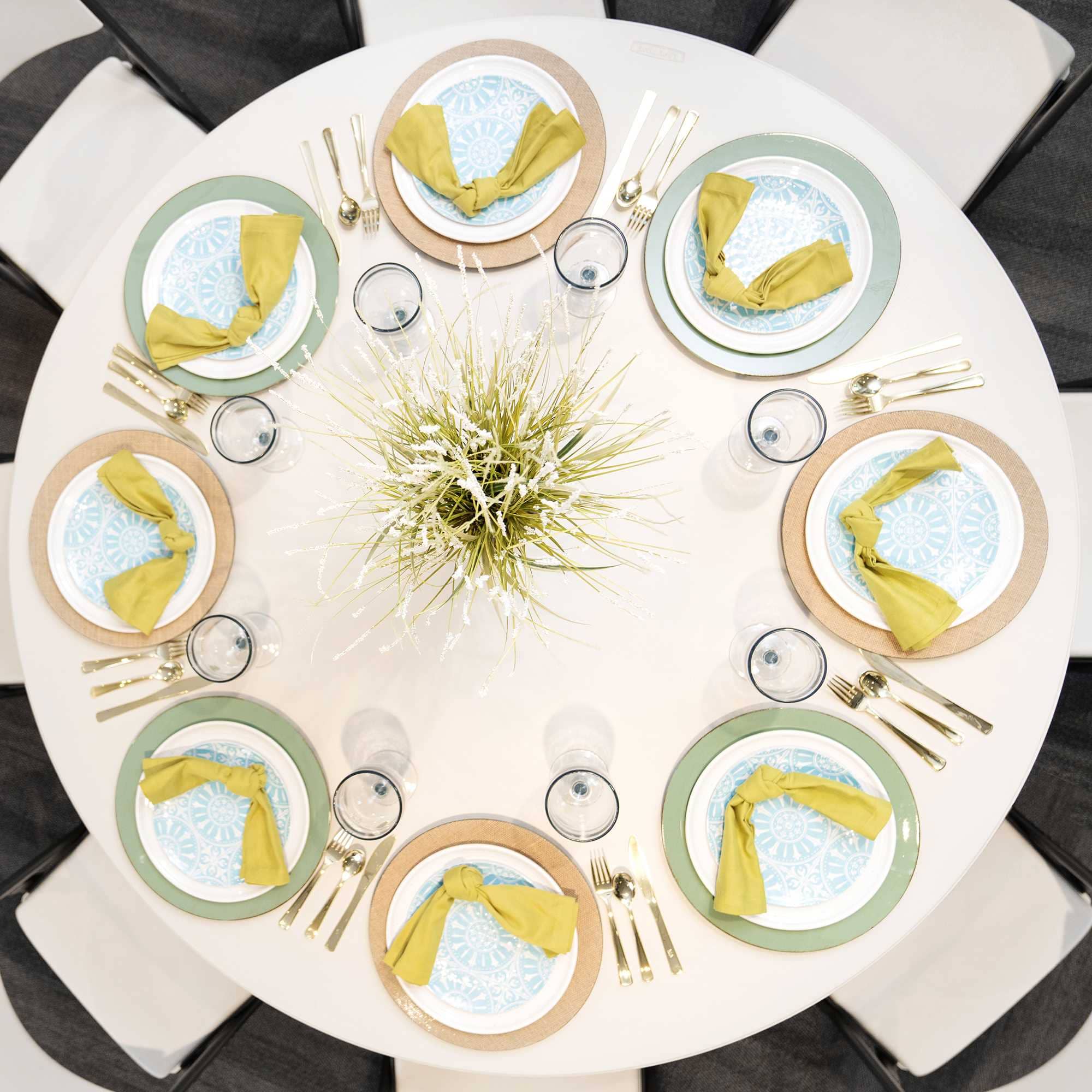 Diferentes tipos de mesas para eventos - Lifetime